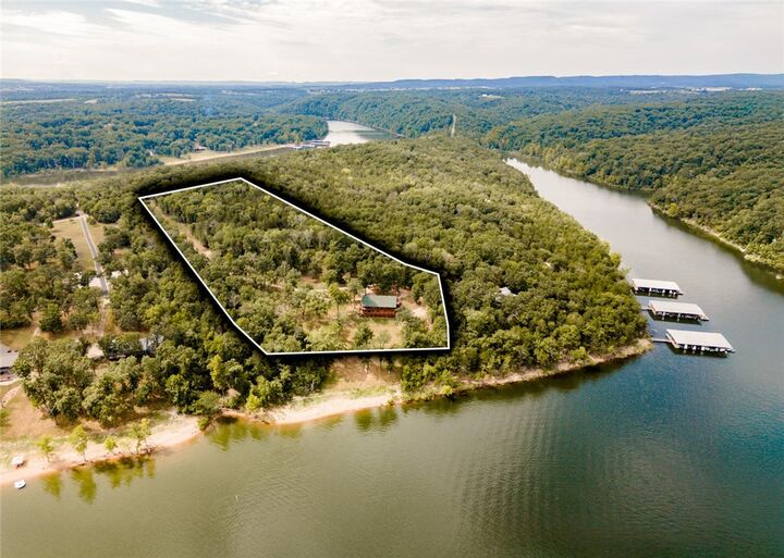 Property Photo: 27429 Farm Rd 1250 MO 65658