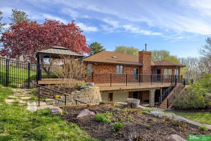 Property Photo:  9404 Valaretta Drive  NE 68028 