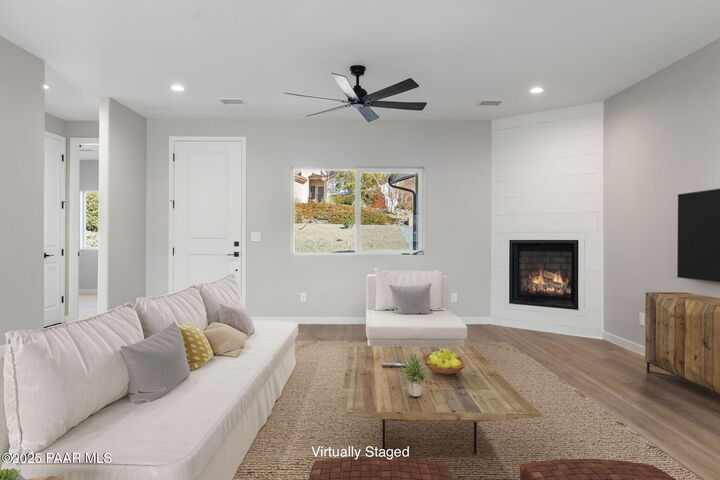 Property Photo:  942 N Latigo Lane  AZ 86327