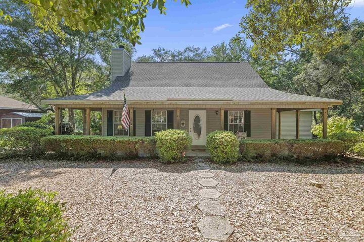 2857 Avenida De Soto  Navarre FL 32566 photo