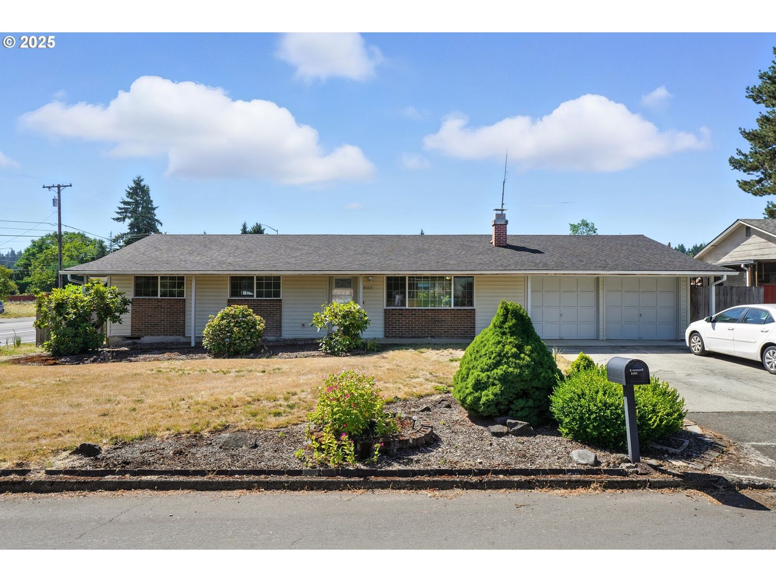 Property Photo:  8503 NE 25th St  WA 98662 