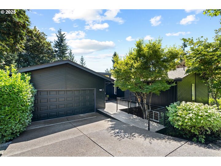 2 Falstaff St  Lake Oswego OR 97035 photo