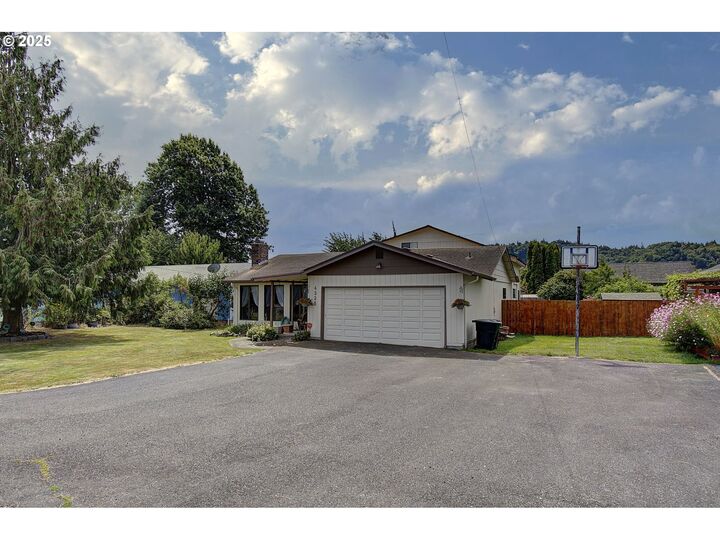 Property Photo:  4325 Ohio St  WA 98632 