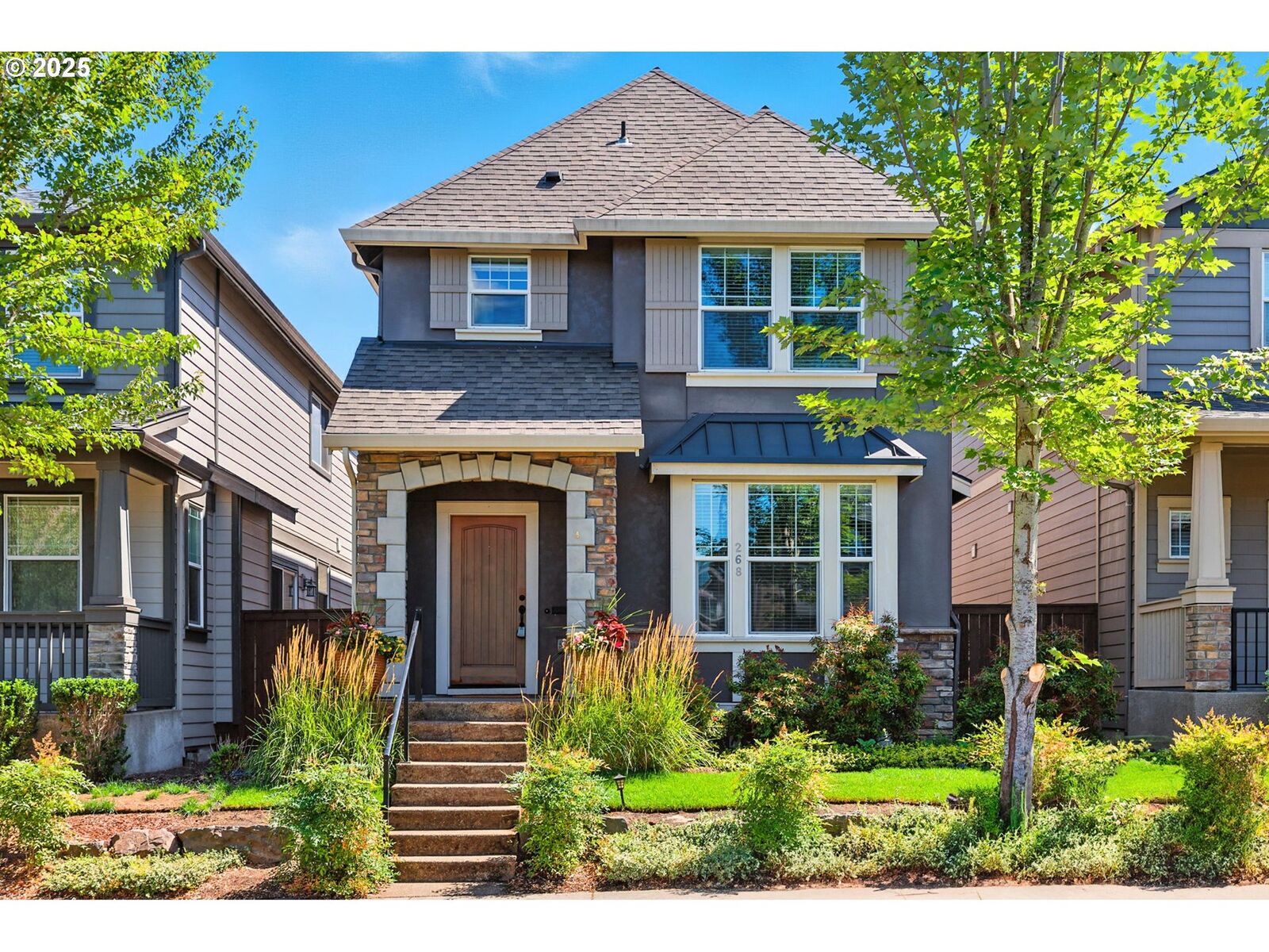 Property Photo: 268 SW 204th Ter OR 97006