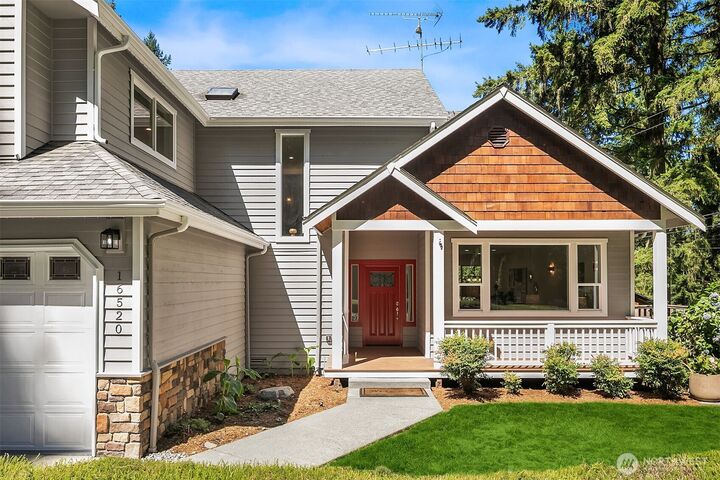 Property Photo: 16520 NE 180th Place WA 98072