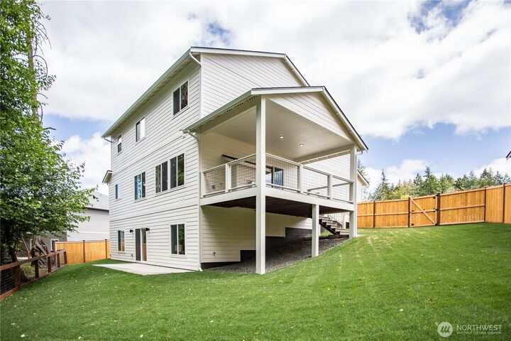 Property Photo: 6808 Kyodi Court SE WA 98501