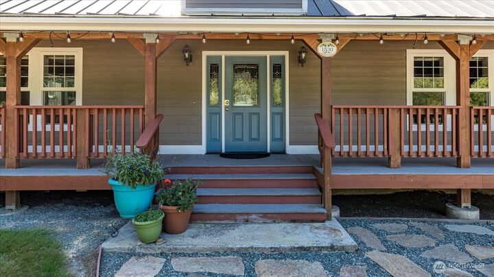Property Photo:  1530  Deer Ridge  WA 98277 