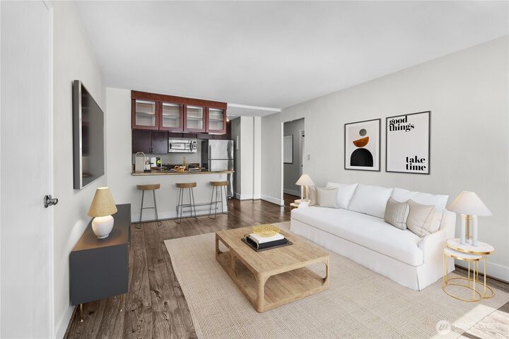 Property Photo:  1105  Spring Street 1201  WA 98104 