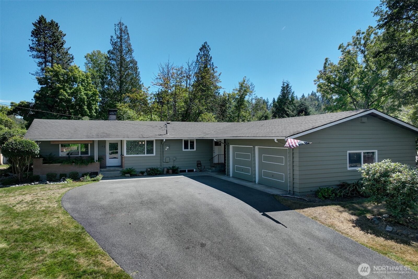Property Photo:  18021  Issaquah Hobart Road SE  WA 98027 