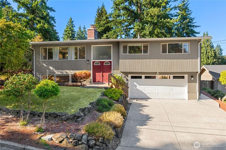 12634 SE 30th Street  Bellevue WA 98005 photo