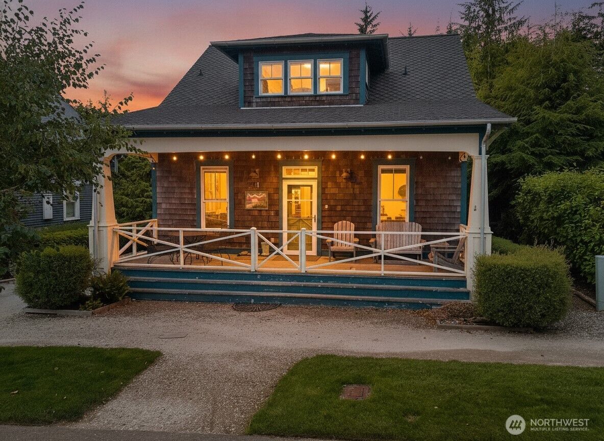 Property Photo:  251  Meriweather Street  WA 98571 