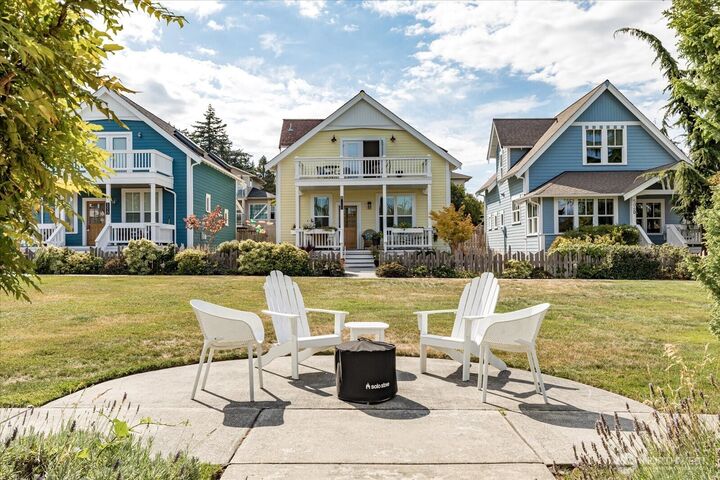 Property Photo: 506 NW Krueger Street D WA 98239