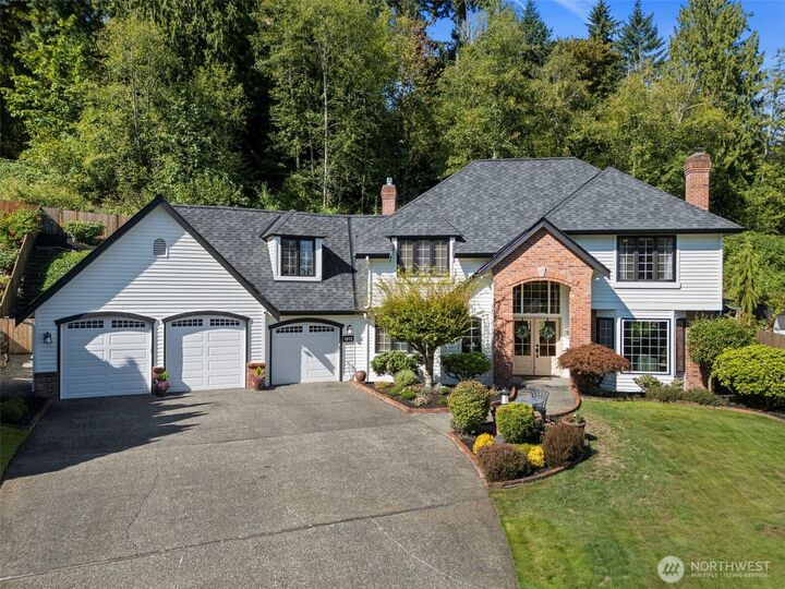 1812  28th Street SE  Puyallup WA 98372 photo