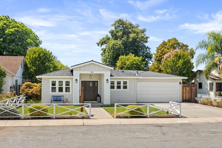 Property Photo: 891 Arnold Way CA 95128