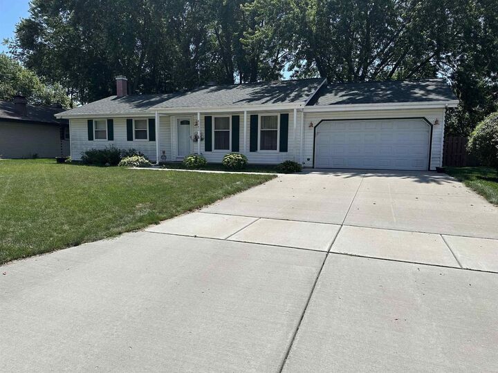 Property Photo: 4242 Skyview Drive WI 53546