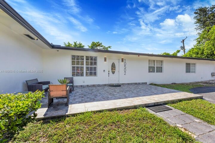 Property Photo:  10504 SW 77th Ct  FL 33156 