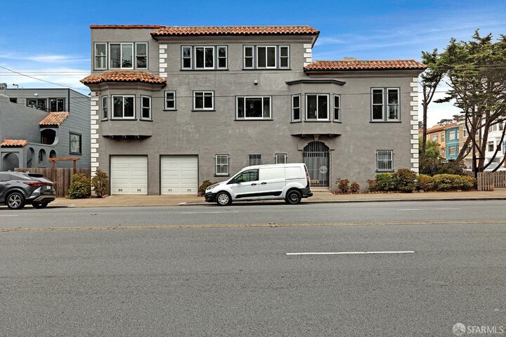 Property Photo: 5600 Fulton Street CA 94121