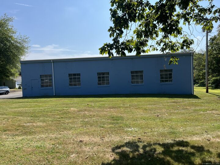 644 Amity Road A  Bethany CT 06524 photo