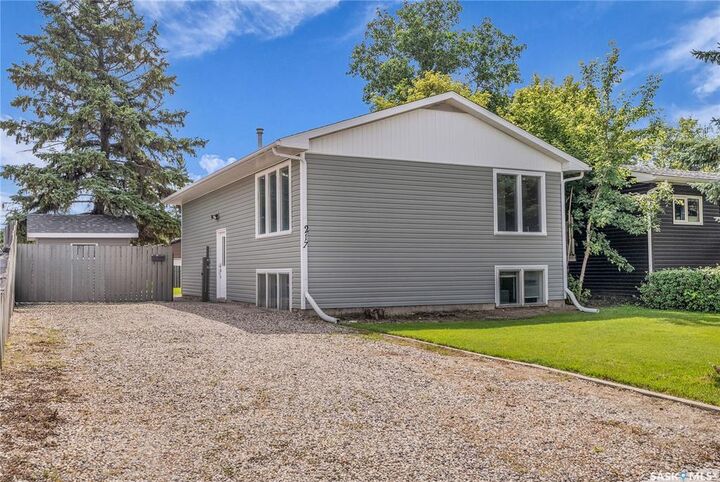 217 Boyd Street  Saskatoon SK S7N 2C8 photo
