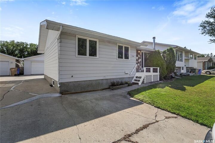 Property Photo: 158 Trifunov Crescent SK S4R 7C9