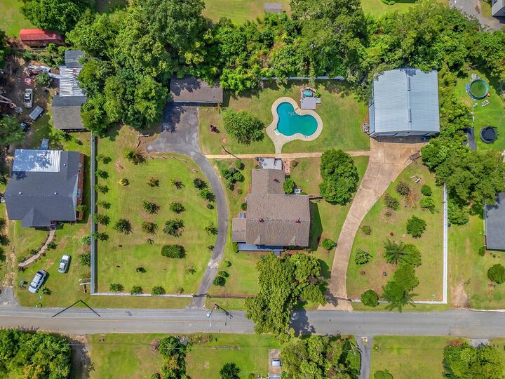 Property Photo: 27 SW 6th Avenue GA 39828