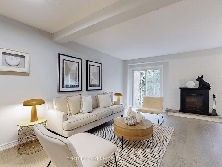 Photo de la propriété: 105 Carlton Road 8 ON L3R 1Z8