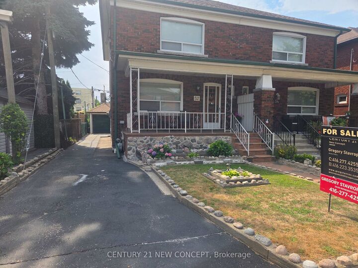 Property Photo:  52 Frankdale Avenue  ON M4J 4A2 