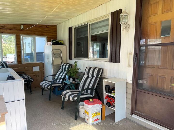 Property Photo:  395 Riverbend Road 4  ON P1B 8Z4 