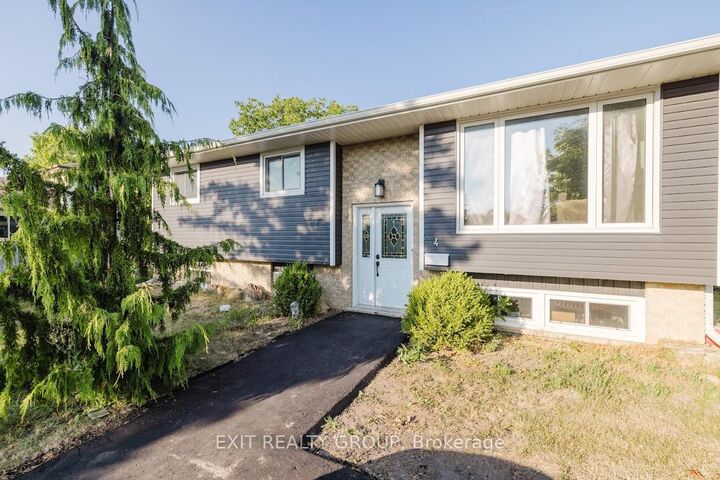 Property Photo:  4 Dixie Place  ON K8P 5A9 
