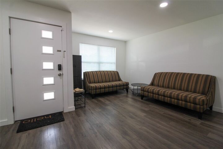 Property Photo:  6409 Burns Street 104  TX 78752 