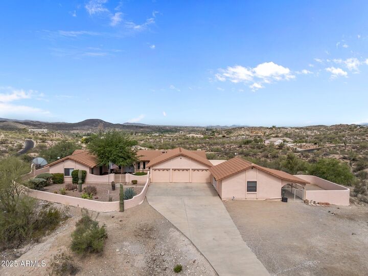 Property Photo: 51040 N 292nd Avenue AZ 85390