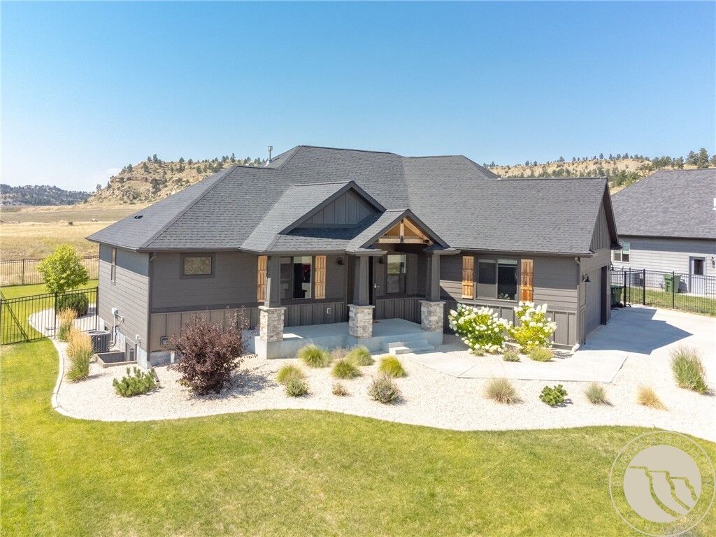 Property Photo:  4220 Creekwood Drive  MT 59106 