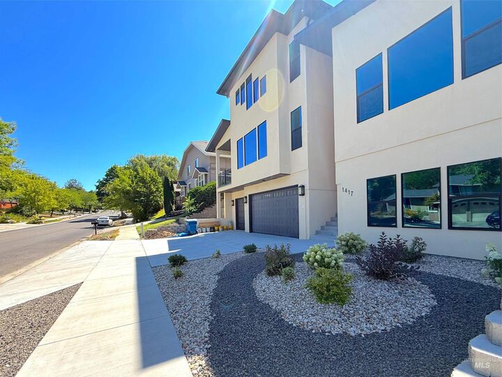 Property Photo: 1417 E Shenandoah Dr ID 83712