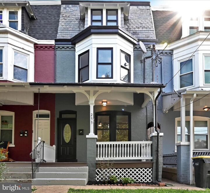255 S Ann Street  Lancaster PA 17602 photo