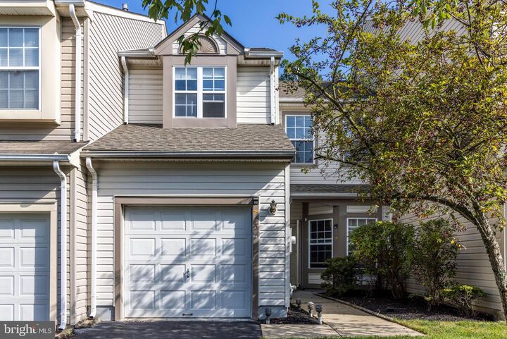 5 Dunston Ln  Robbinsville NJ 08691 photo
