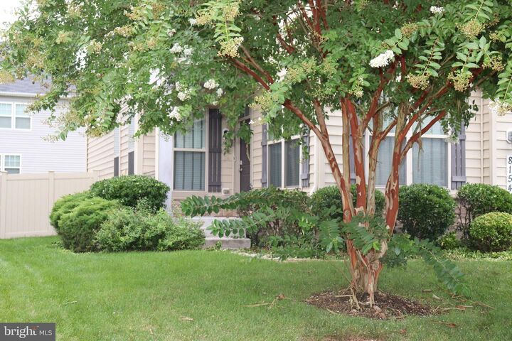Property Photo:  8154 Ridgely Loop  MD 21144 