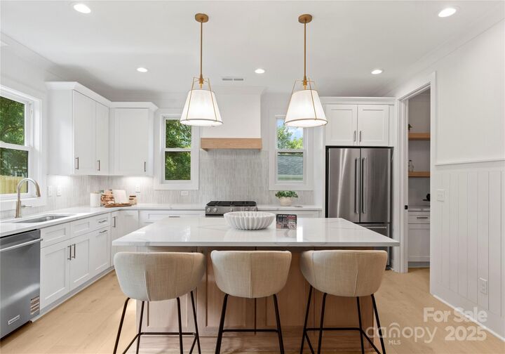 300 Gene Avenue  Charlotte NC 28205 photo
