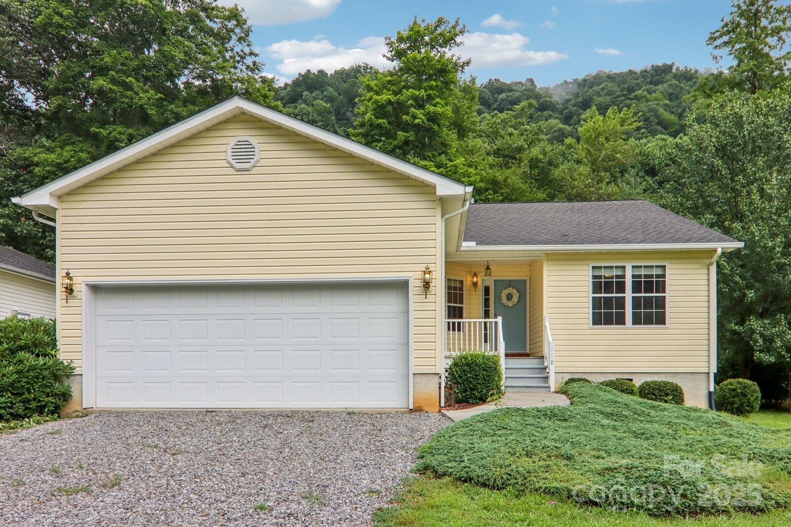 Property Photo:  118 Whitewater Drive  NC 28751 