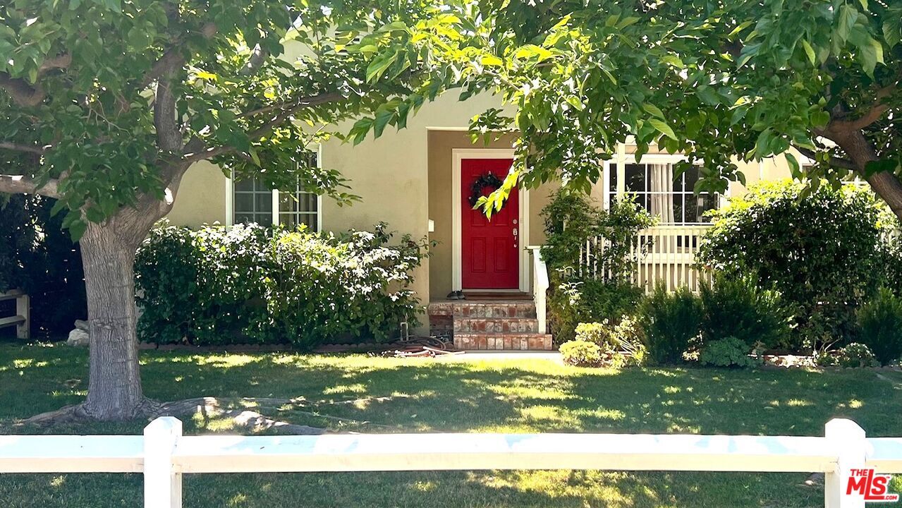 Property Photo:  5039 Rubio Ave  CA 91436 