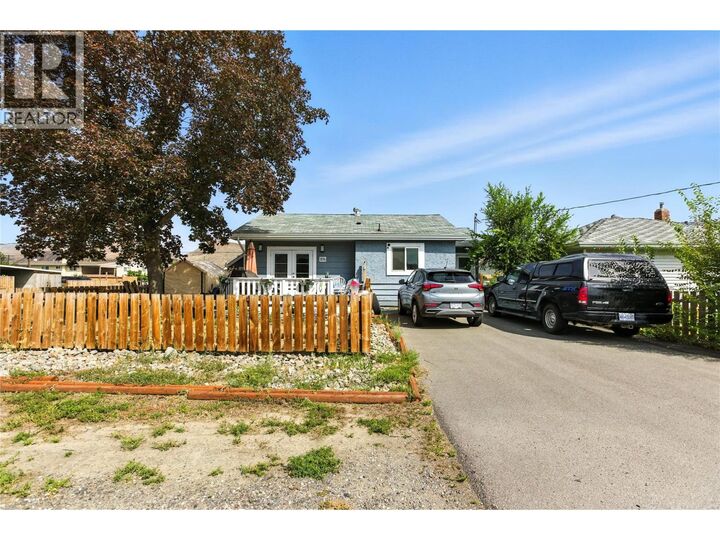 Property Photo:  1074 Surrey Avenue  BC V2B 1R2 
