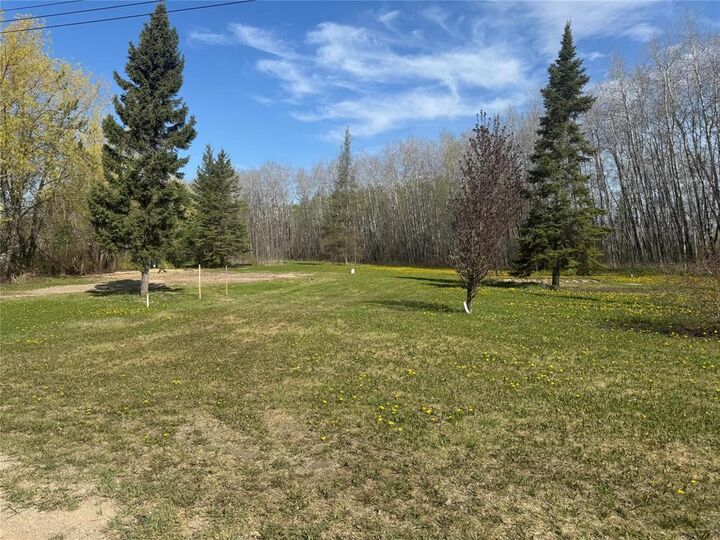 Property Photo:  20 Brookdale Road  MB R0E 1A0 