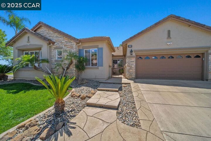 Property Photo: 2078 Bridgeport Loop CA 94505