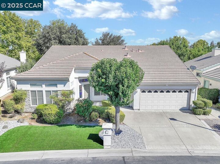 Property Photo: 80 Gala Ln CA 94513