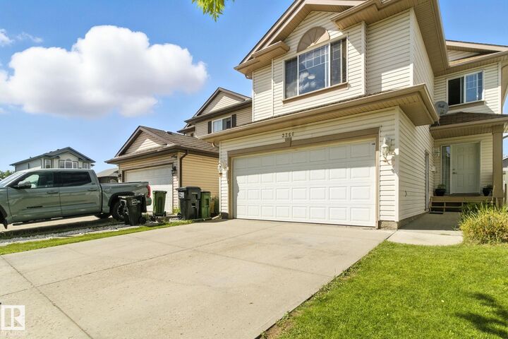 Property Photo: 3368 24 Avenue NW AB T6T 1Y5