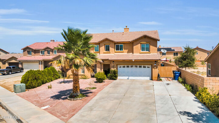 Property Photo:  619 W Ave H 13  CA 93534 
