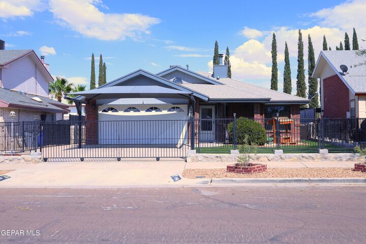 2440 Nancy McDonad Drive  El Paso TX 79936 photo