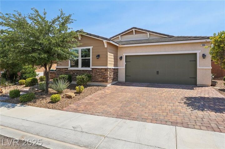 Property Photo:  2494 Venarotta Street  NV 89044 