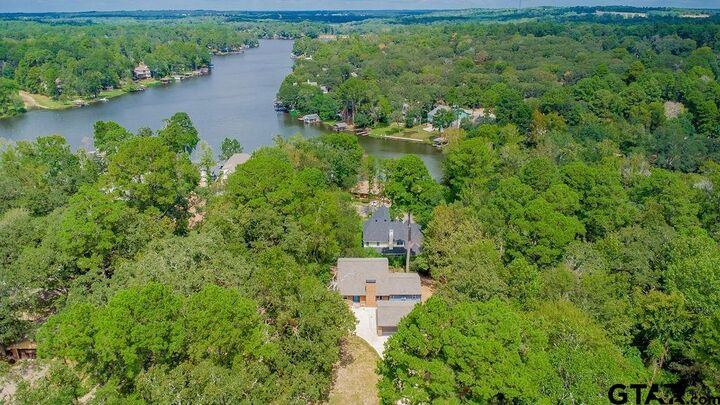 Property Photo: 309 Rosewood TX 75771