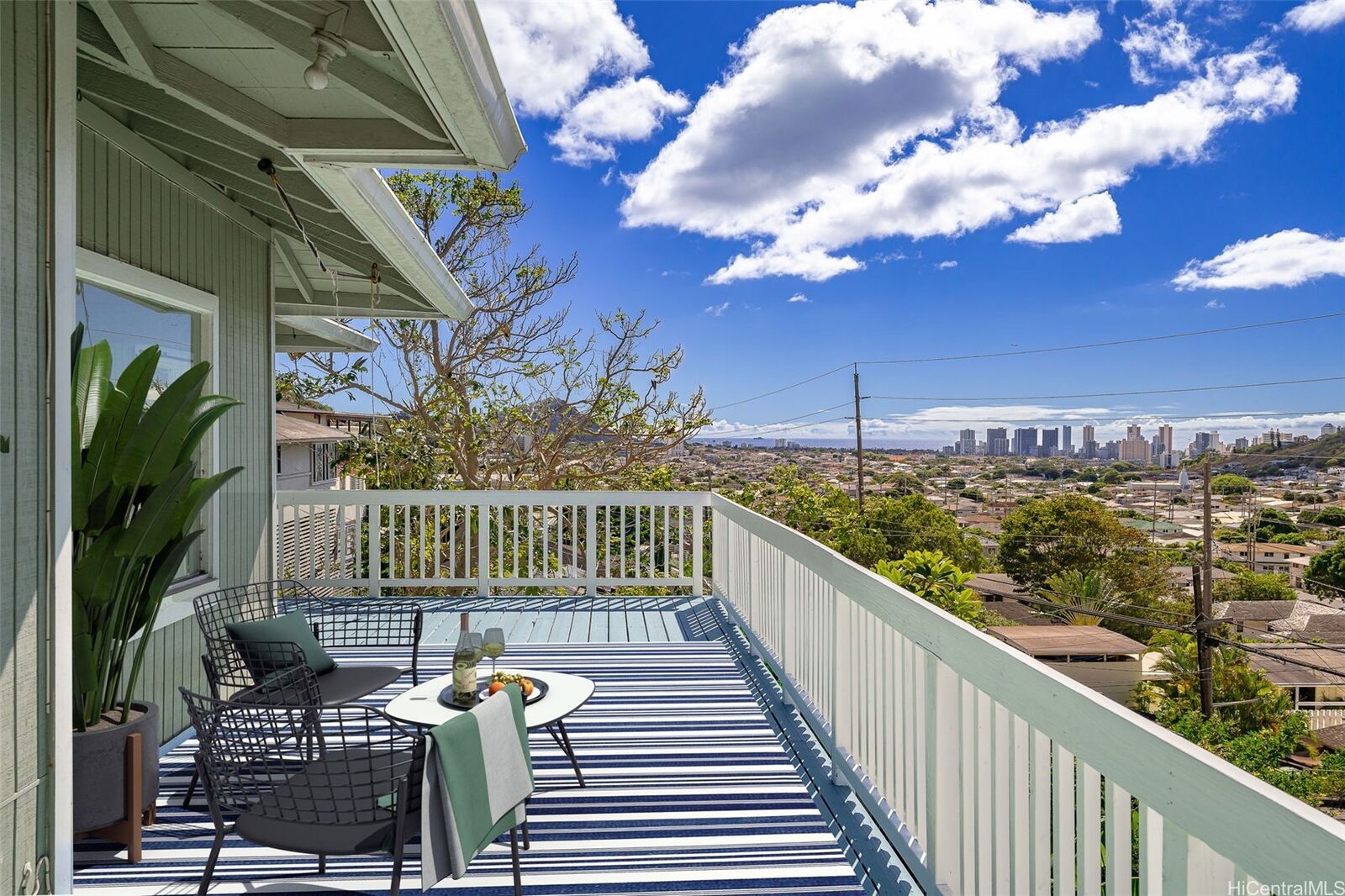 Property Photo: 1967 10th Avenue HI 96816