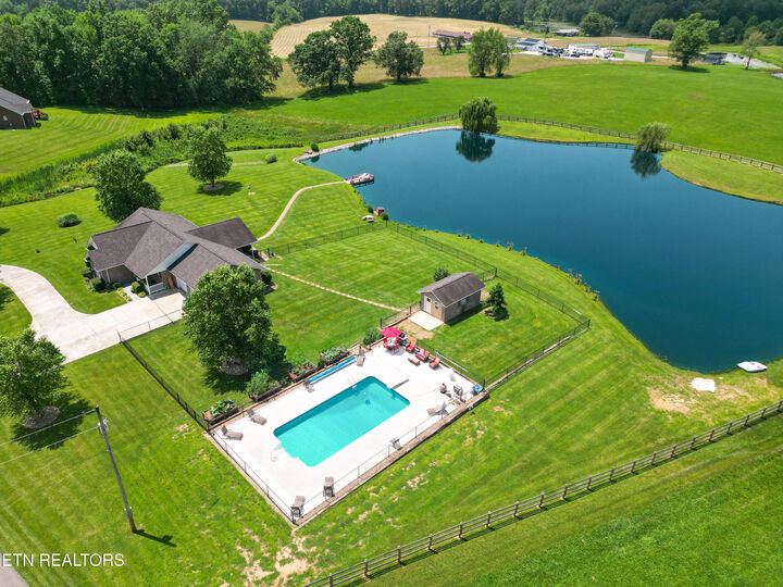 Property Photo:  287 R. S. Marcum Rd  TN 37841 